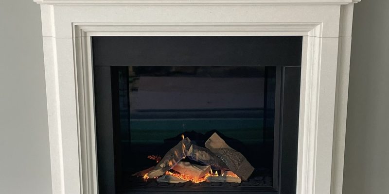 DRU 70 gas fire and fireplace installation